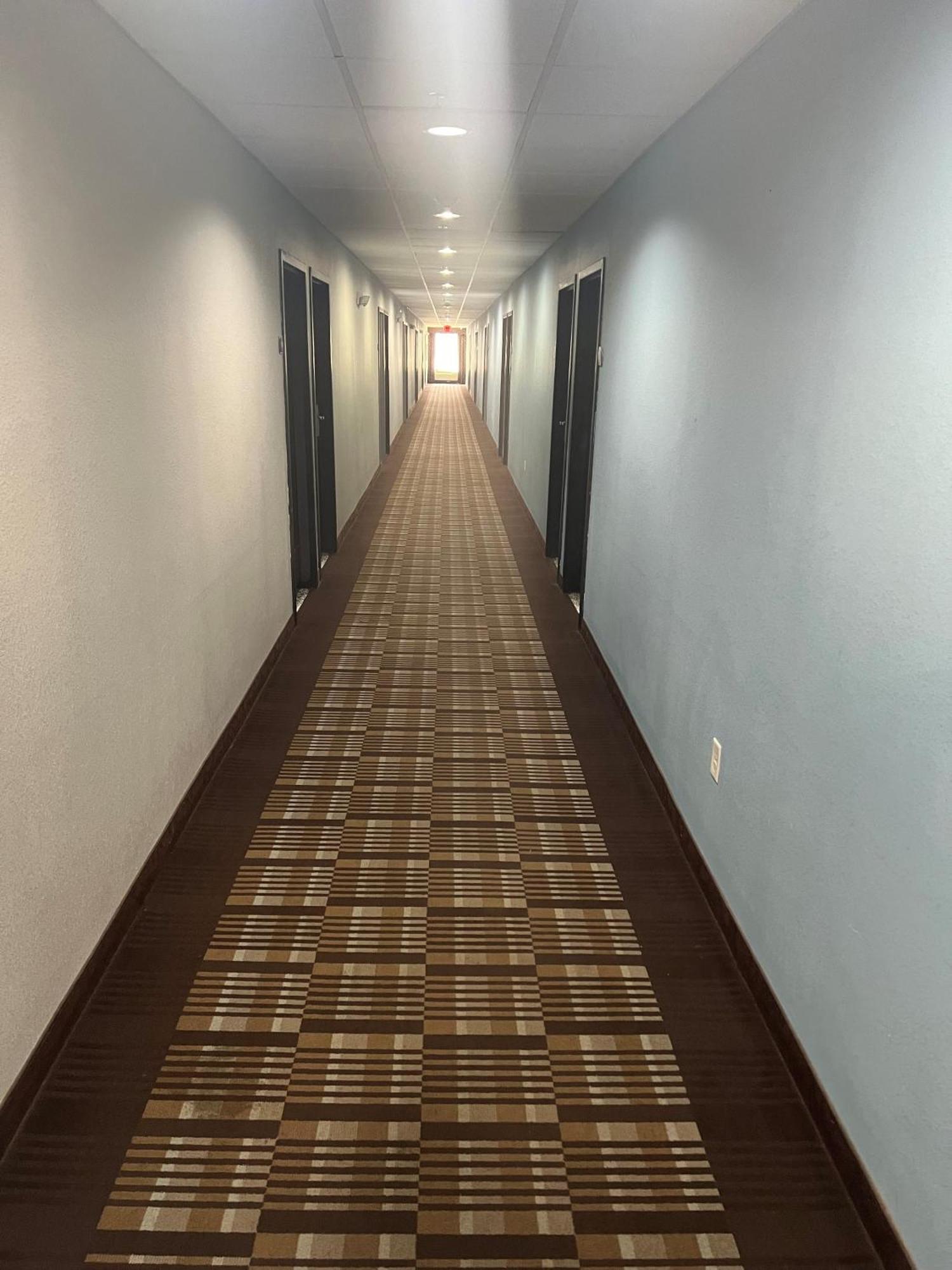 Days Inn By Wyndham Alva Buitenkant foto